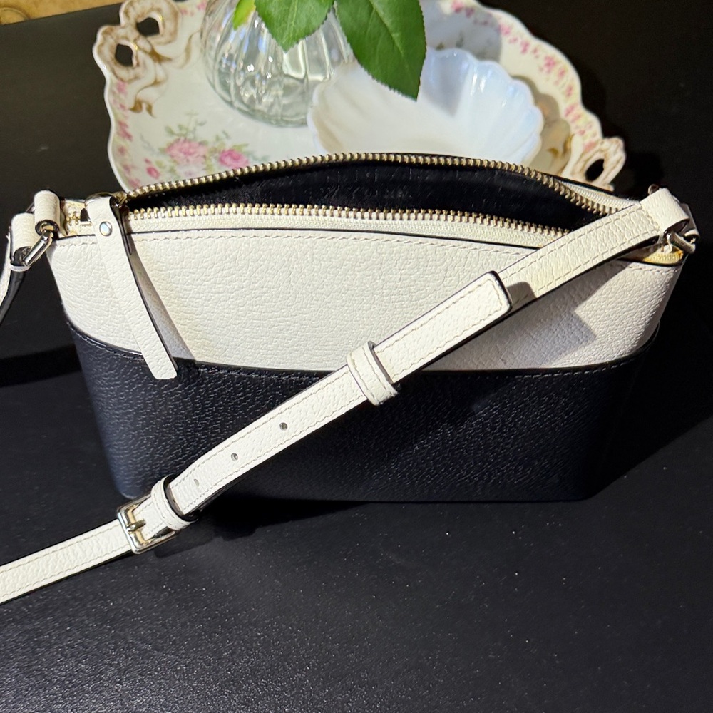 Kate Spade Leather Two-Tone Grove Street Millie Crossbody Bag - Picture 5 of 6